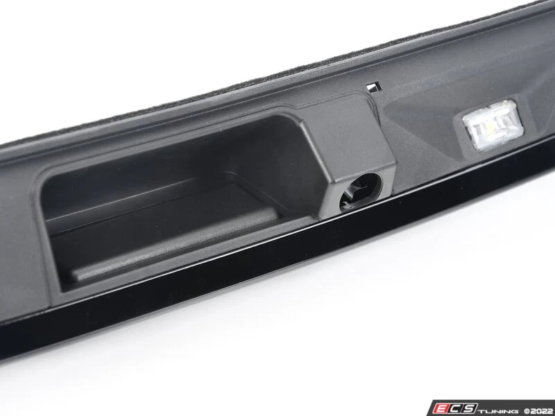 Agarradero de tapa de portamaletas trasero OEM 51135A45680 para MINI Countryman F60, F60 LCI y más. Original MINI - Image 3