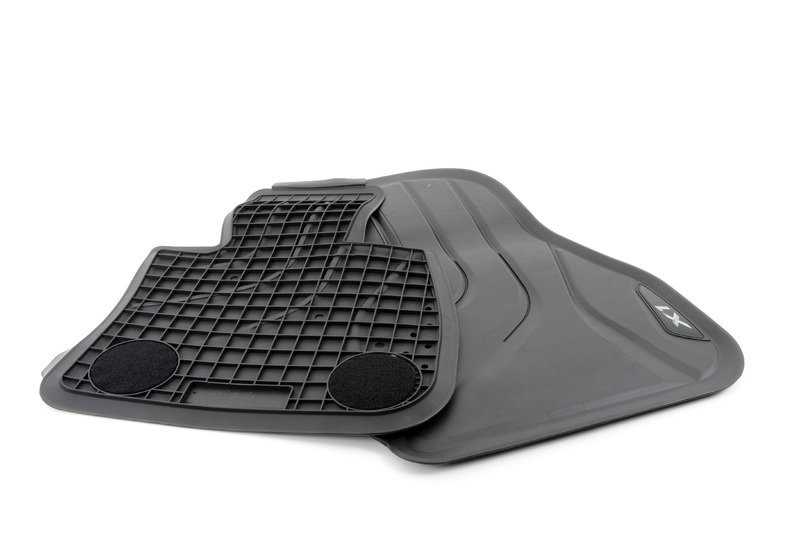 Alfombrillas delanteras todo tiempo OEM 51472365853 para BMW X1 F48, X1 F48 LCI. Original BMW. - Image 4