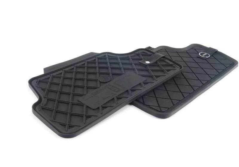 Alfombrillas todo tiempo traseras Essential Black OEM 51472354164 para MINI F56, F56 BEV, F56 LCI, F66. Original MINI. - Image 3