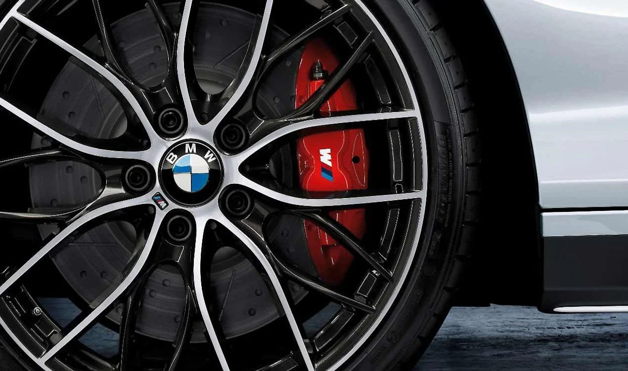 Alojamiento de pinza de freno M Performance delantero izquierdo OEM 34106875653 para BMW F20, F21, F22, F30, F32... y más. Original BMW. - Image 10