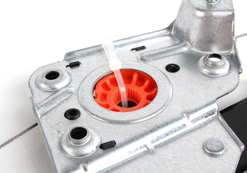 Alzacristales trasero derecho OEM 51357140590 para BMW Serie 3 E90, E90 LCI, E91, E91 LCI. Original BMW. - Image 5