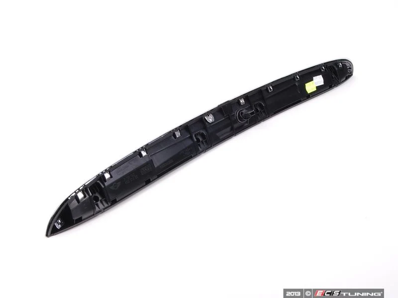 Asidero exterior cromado de portón trasero OEM 51132753603 para MINI R55 Clubman, R56, R57 Cabrio, R58 Coupé, R59 Roadster... y más. Original MINI - Image 2