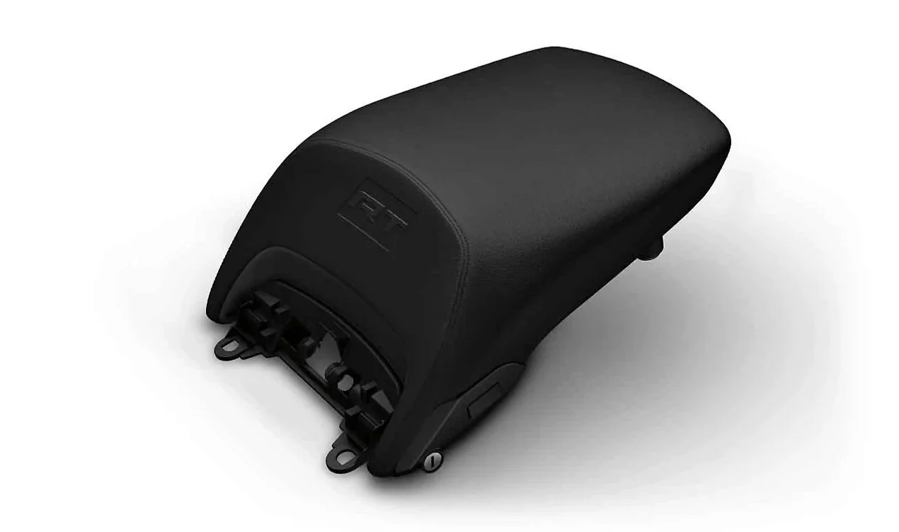 Asiento del acompañante negro OEM 52538395546 para motos BMW R 1200 RT, R 1250 RT (K52). Original BMW Motorrad.