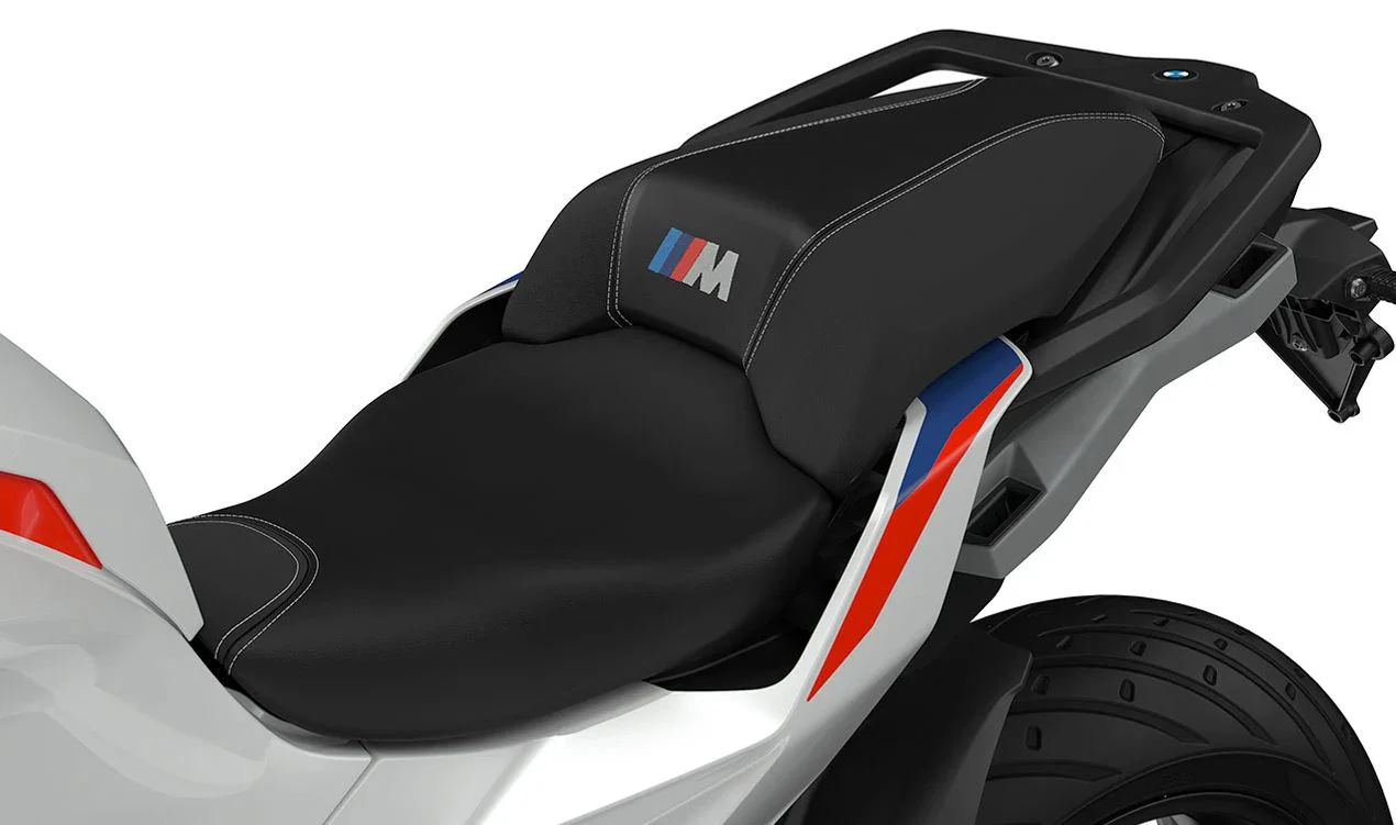 Asiento Sport alto OEM 52537108147 para motos BMW S 1000 XR, M 1000 XR. Original BMW Motorrad.