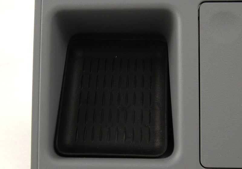 Bandeja de herramientas con compartimento para monedas OEM 51168248505 para BMW Serie 3 E46. Original BMW. - Image 3