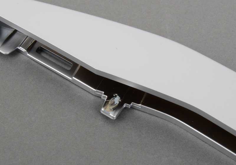 Barra paramento derecho OEM 51117396836 para BMW Serie 3 F30, F31 LCI. Original BMW. - Image 3