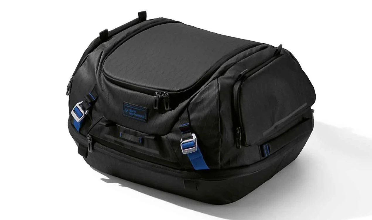 Bolsa trasera Black Collection OEM 77495A0E758 para motos BMW R 1300 GS, R 1250 GS, S 1000 XR, K 1600 GT, F 850 GS... y más. Original BMW Motorrad.