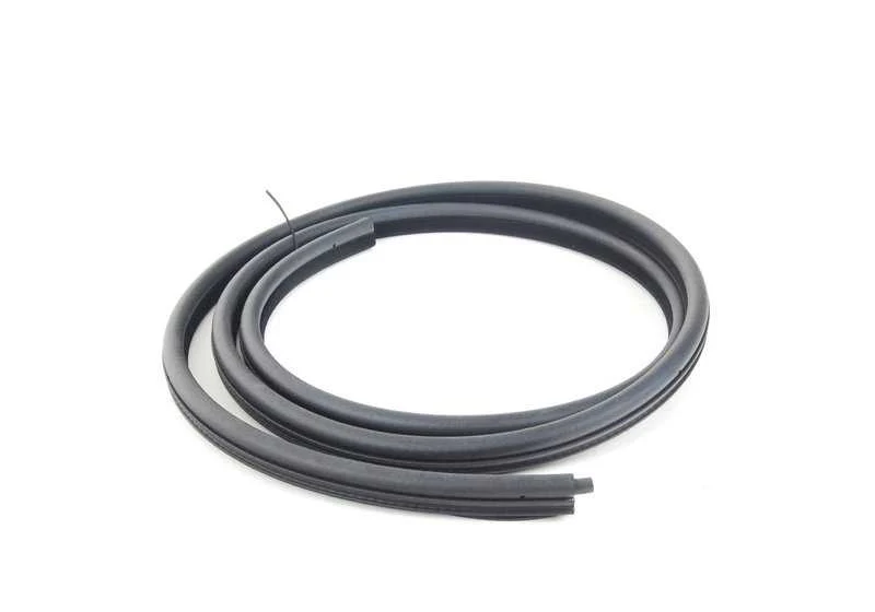 Cantonera trasera OEM 51728194684 para BMW Serie 3 E46 (316i, 318i) y más. Original BMW. - Image 2
