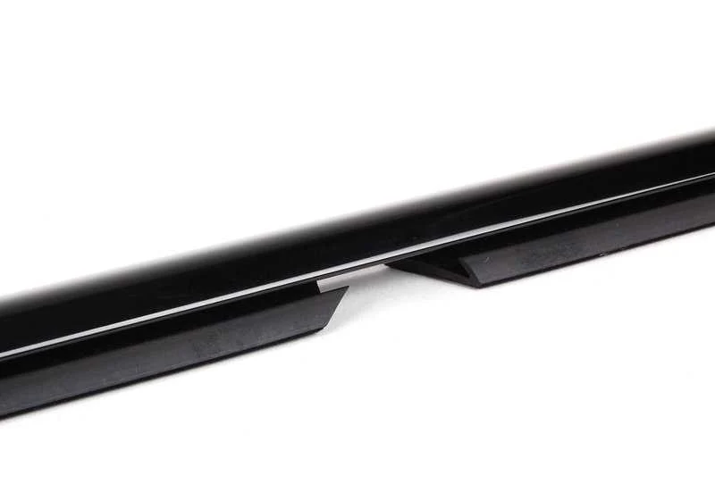 Cubierta pozo exterior derecho OEM 51342695292 para BMW Serie 3 E46. Original BMW. - Image 2
