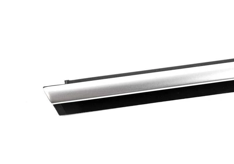 Cubierta pozo exterior izquierda OEM 51337315405 para BMW F32, F33, F82, F83... y más. Original BMW. - Image 2