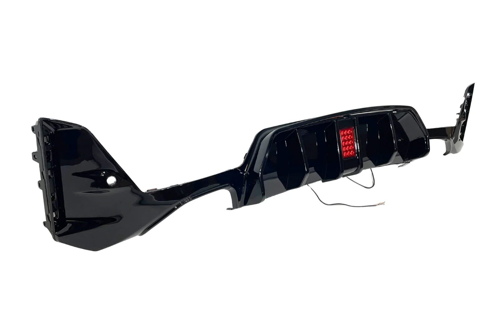 Difusor Trasero BMW G20 / G21 LCI 2023+ Look Competition Brillante Negro Luz de freno led - Image 2