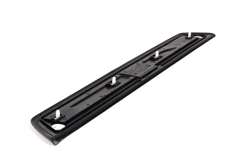 Embellecedor de entrada delantero izquierdo OEM 51477203601 para BMW Serie 5 F10, F11, F10 LCI, F11 LCI. Original BMW. - Image 3