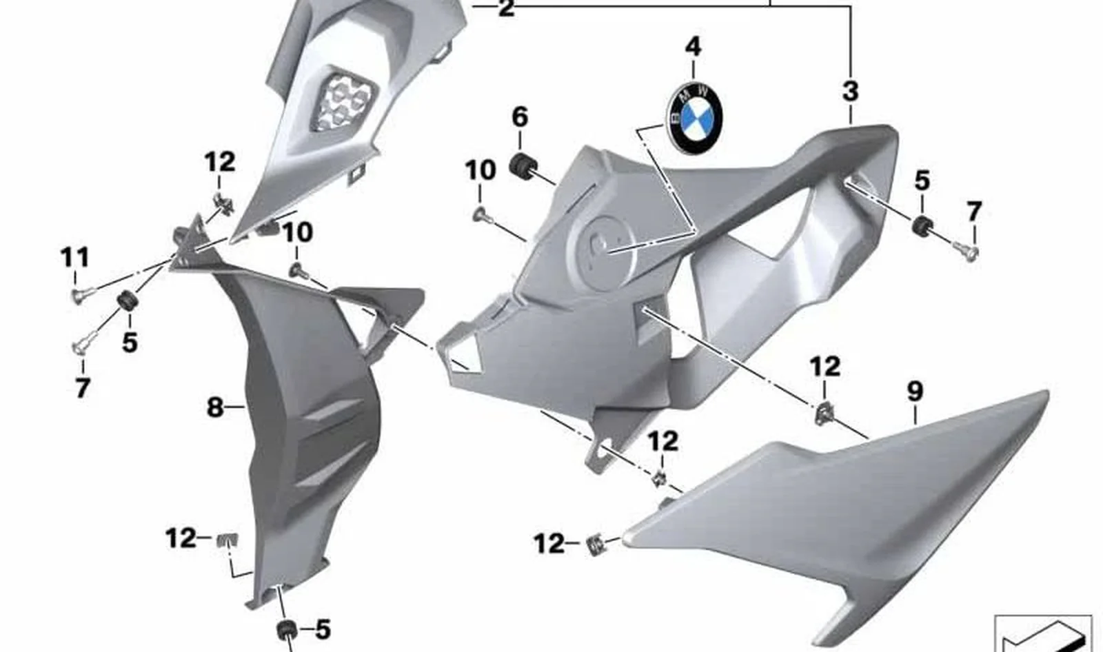 Embellecedor del radiador derecho OEM 46638560330 para motos BMW S 1000 R (K47, 2016-2020). Original BMW Motorrad.
