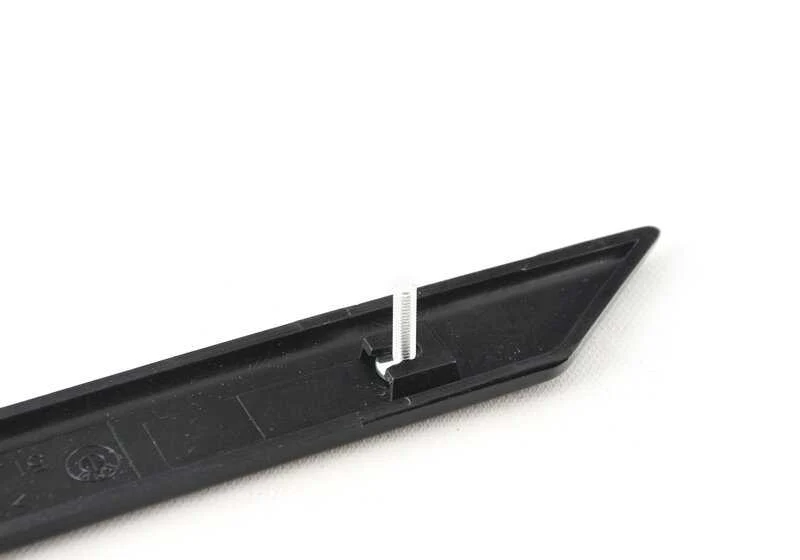 Embellecedor puerta trasera izquierda OEM 51428256257 para BMW Serie 5 E39. Original BMW. - Image 4