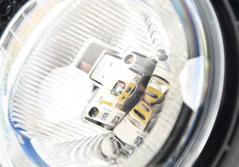 Faro parachoques delantero OEM 63179812537 para MINI Countryman R60, Paceman R61. Original MINI. - Image 2
