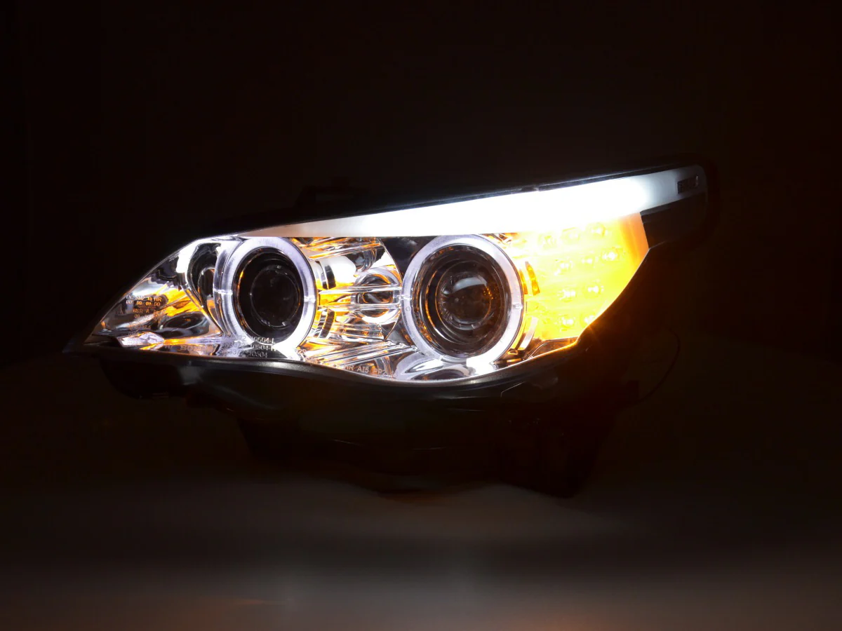 Faros delanteros delanteros BMW Serie 5 E60 / E61 03-07 cromados - Image 3