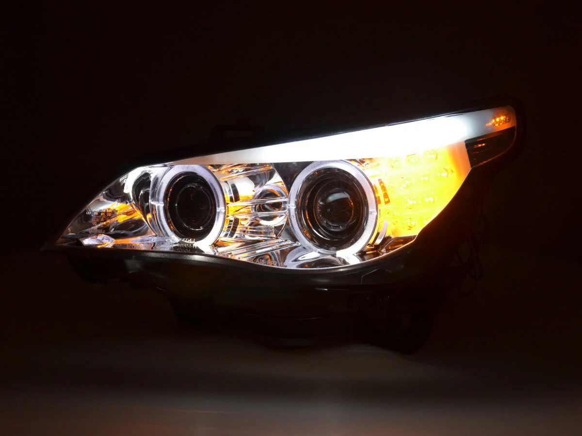 Faros xenon ojos de angel LED BMW Serie 5 E60 / E61 03-04 cromo - Image 4