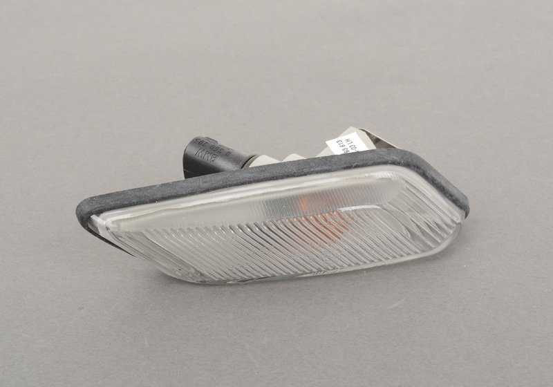 Indicador de dirección adicional izquierdo blanco OEM 63132493613 para BMW Z3 E36 (1994-2002). Original BMW.