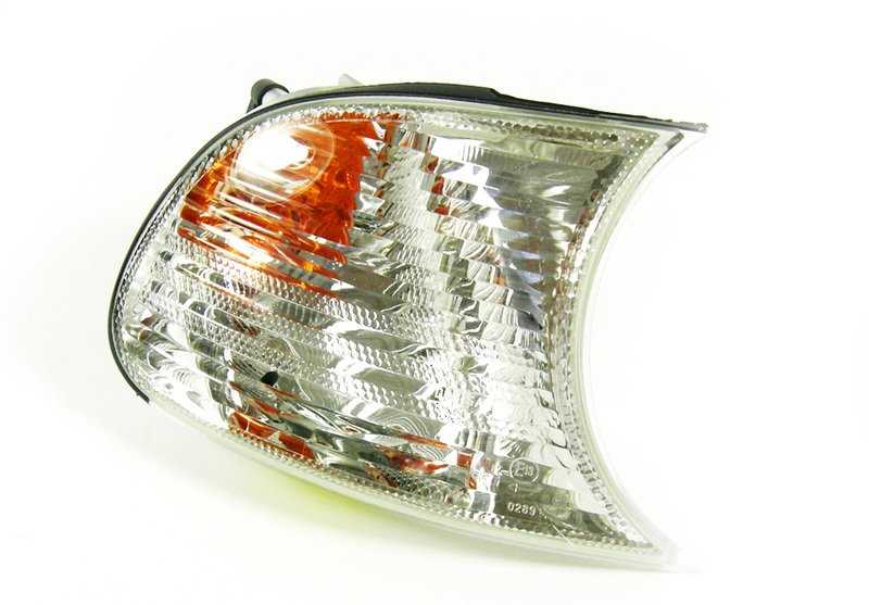 Indicador de dirección delantero derecho blanco OEM 63126904308 para BMW Serie 3 E46 (316Ci, 318Ci). Original BMW. - Image 2