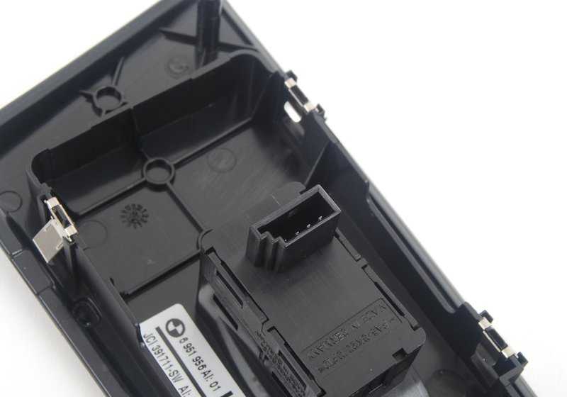 Interruptor alzacristal lado acompañante OEM 61316951956 para BMW Serie 5 E60, E61. Original BMW. - Image 3