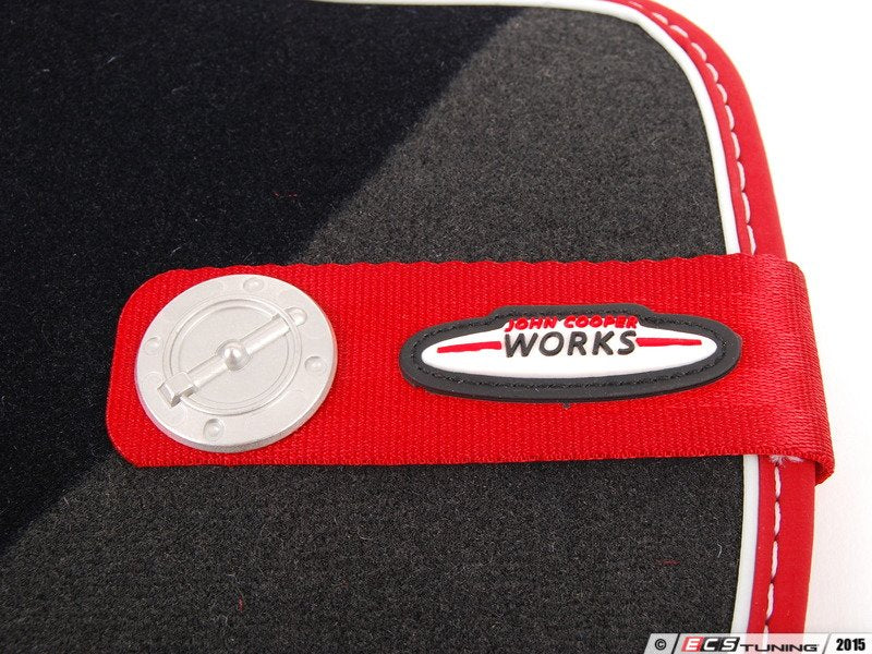 Juego de alfombrillas textiles traseras JCW Pro OEM 51472354179 para MINI F56, F56 LCI, F56 BEV, F56 BEV LCI, F65… y más. Original MINI - Image 3
