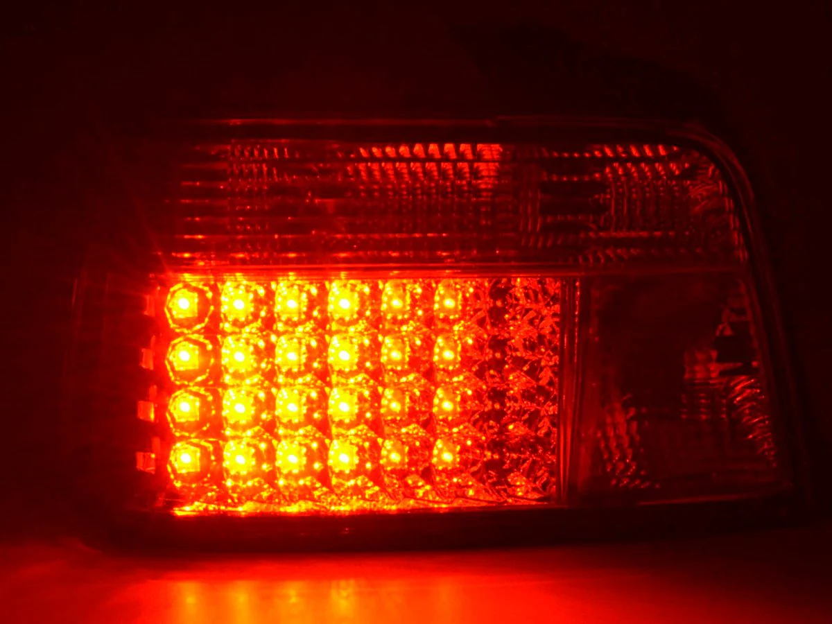 Pilotos traseros LED BMW Serie 3 Berlina E36 91-98 cromo - Image 5