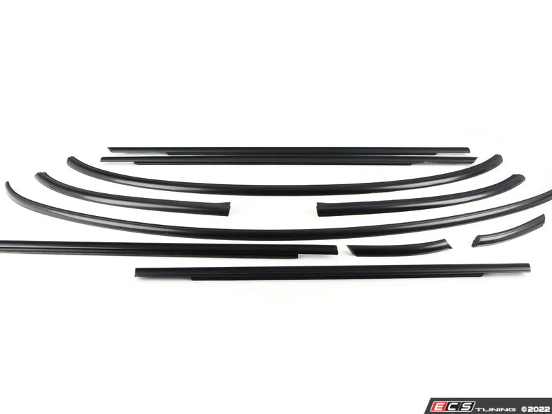 Juego de molduras de cintura exterior Piano Black OEM 51135A0B943 para MINI F55, F55 LCI 5 puertas, delantero, laterales y trasero. Original MINI.