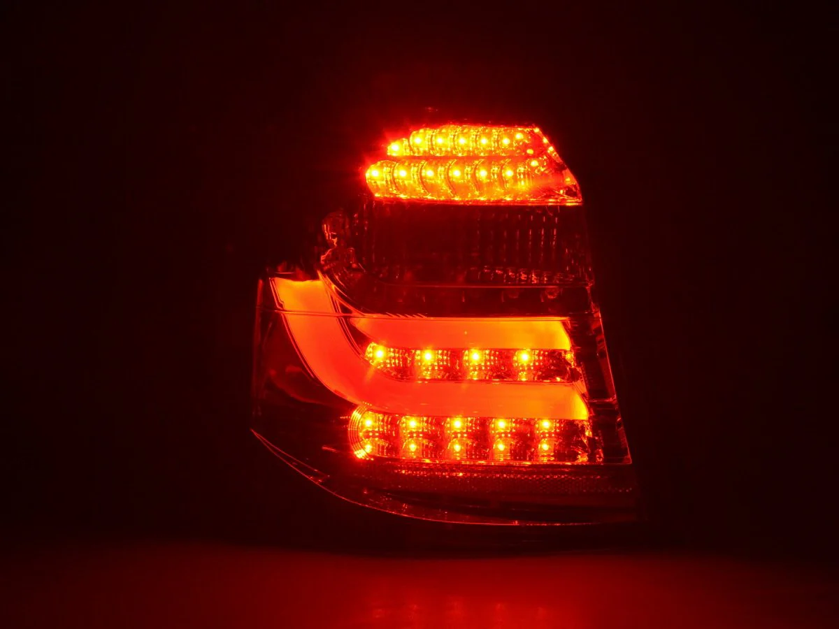 Pilotos traseros LED BMW Serie 1 E87/E81 3/5 puertas. 07-11 claro / rojo - Image 5