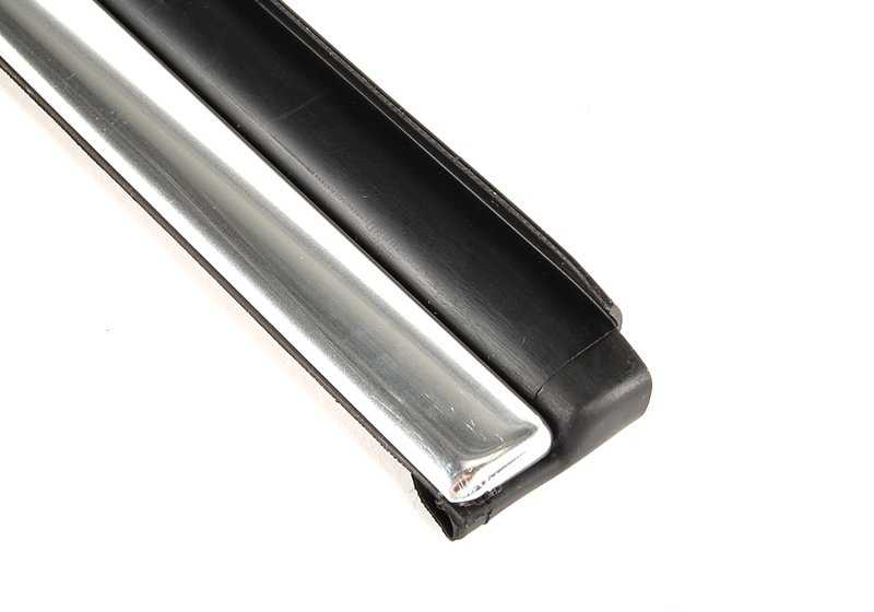 Junta de antepecho derecha OEM 51368227686 para BMW Serie 3 E46 (1998-2006). Original BMW. - Image 3