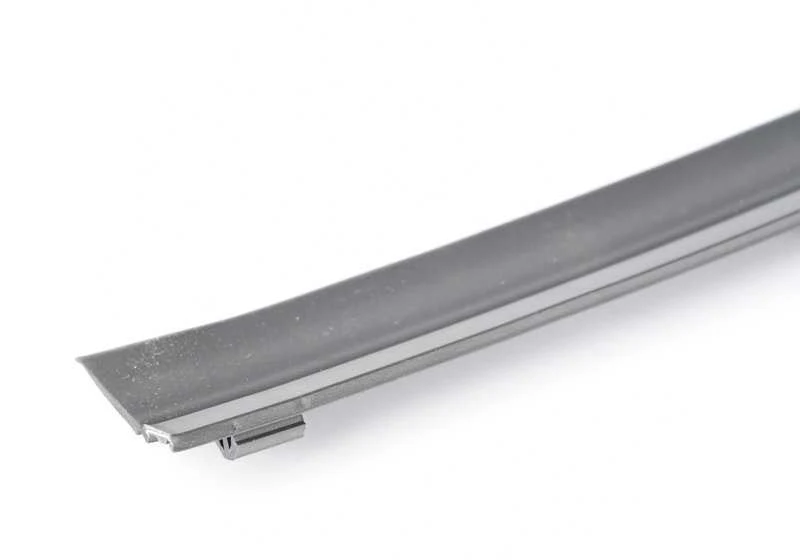 Junta de puerta delantera inferior OEM 51339807147 para MINI Countryman R60 (2010-2016). Original MINI. - Image 3