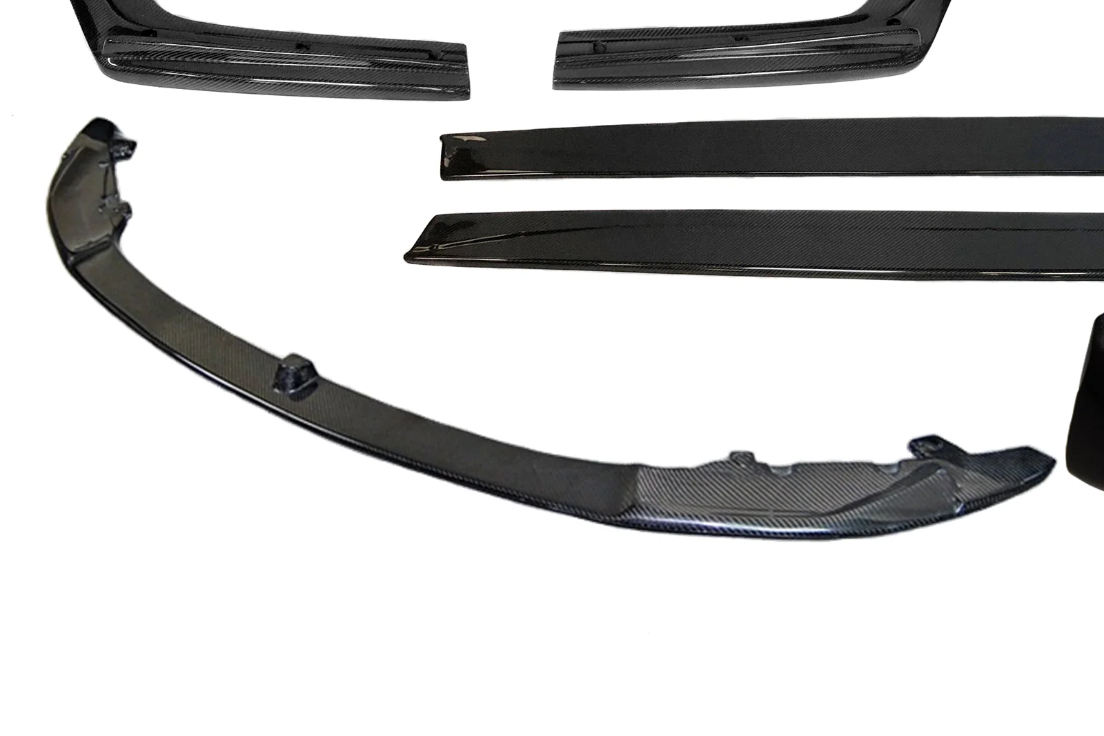 Kit De Carrocería BMW F82 Look M4 Carbono - Image 4