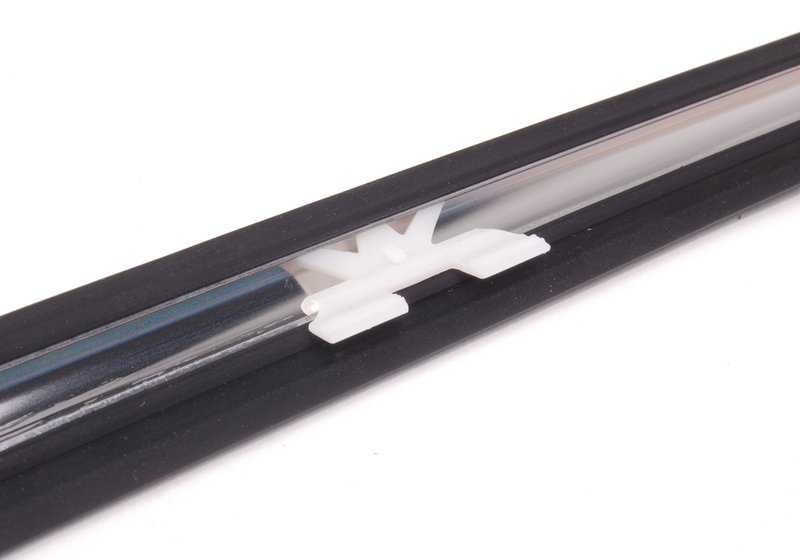 Listón cristal lateral trasero derecho OEM 51367071672 para MINI R50, R53. Original MINI. - Image 4