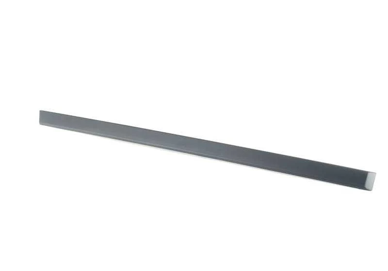 Listón para parachoques trasero derecho OEM 51138159298 para BMW Serie 5 E39 (520d, 520i... y más). Original BMW. - Image 2
