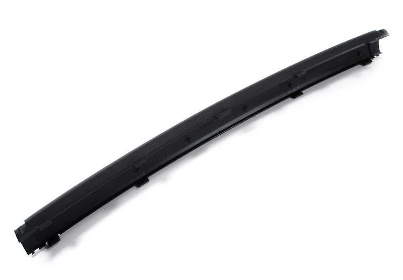 Listón protector parachoques delantero centro OEM 51118195304 para BMW Serie 3 E46. Original BMW.