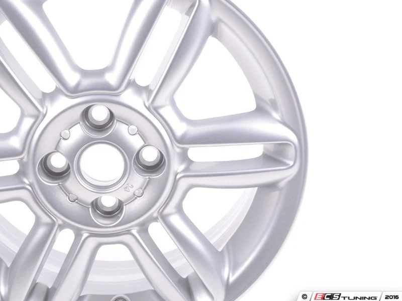 Llanta de aleación 6,5Jx16 ET48 plata OEM 36116791940 para MINI R56, R56 LCI, Clubman R55, R55 LCI, Cabrio R57, R57 LCI, Coupé R58, Roadster R59. Original MINI. - Image 6