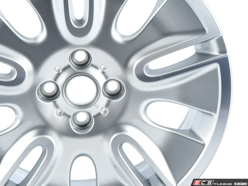 Llanta de aleación 7Jx17 ET48 plata OEM 36116789797 para MINI R56, R56 LCI, Clubman R55, R55 LCI, Cabrio R57, R57 LCI, Coupé R58, Roadster R59. Original MINI. - Image 2