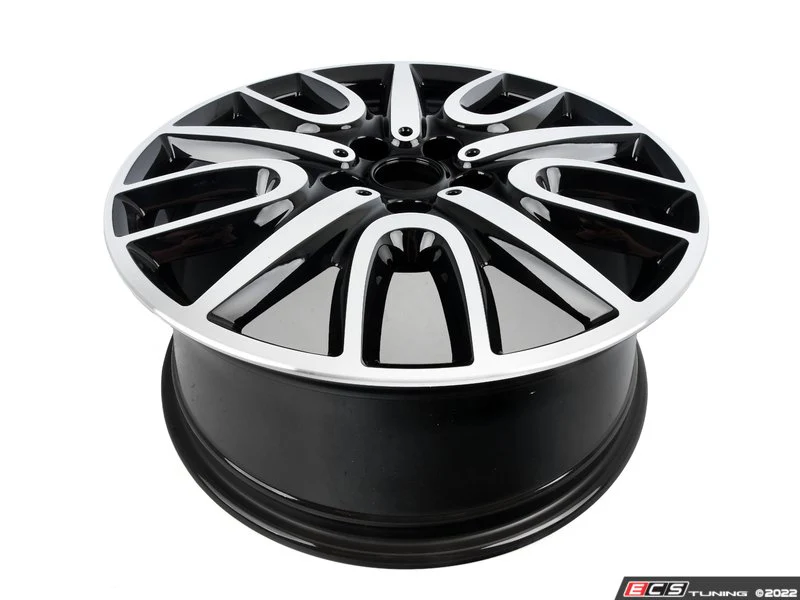 Llanta de aleación ligera 7,5Jx18 ET51 Jet Black Uni OEM 36106875603 para MINI Countryman F60, F60 LCI… y más. Original MINI. - Image 3