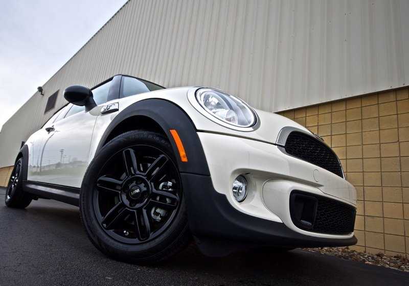 Llanta de aluminio 6 Star Twin Spoke R119 negra OEM 36116856969 para MINI R56, R56 LCI, Clubman R55, Cabrio R57, Coupé R58, Roadster R59... y más. Original MINI. - Image 5