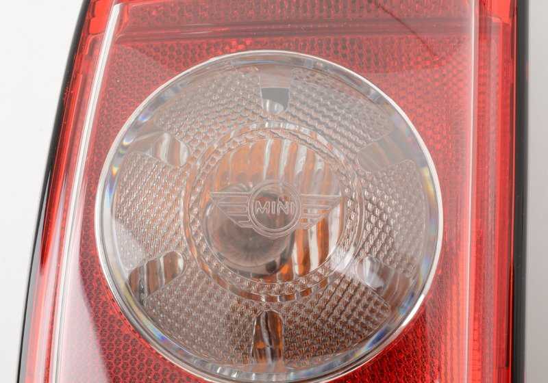 Luz trasera lateral izquierda blanca OEM 63212754529 para MINI Clubman R55, R55 LCI. Original MINI. - Image 4