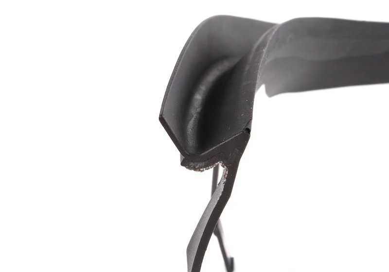 Moldura izquierda OEM 63126921859 para BMW E46 316i, 318i, 320i... y más. Original BMW. - Image 3