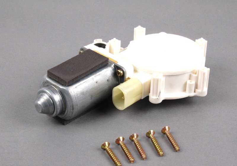 Motor elevalunas delantero derecho/trasero izquierdo OEM 67628360512 para BMW E39, Z8. Original BMW.