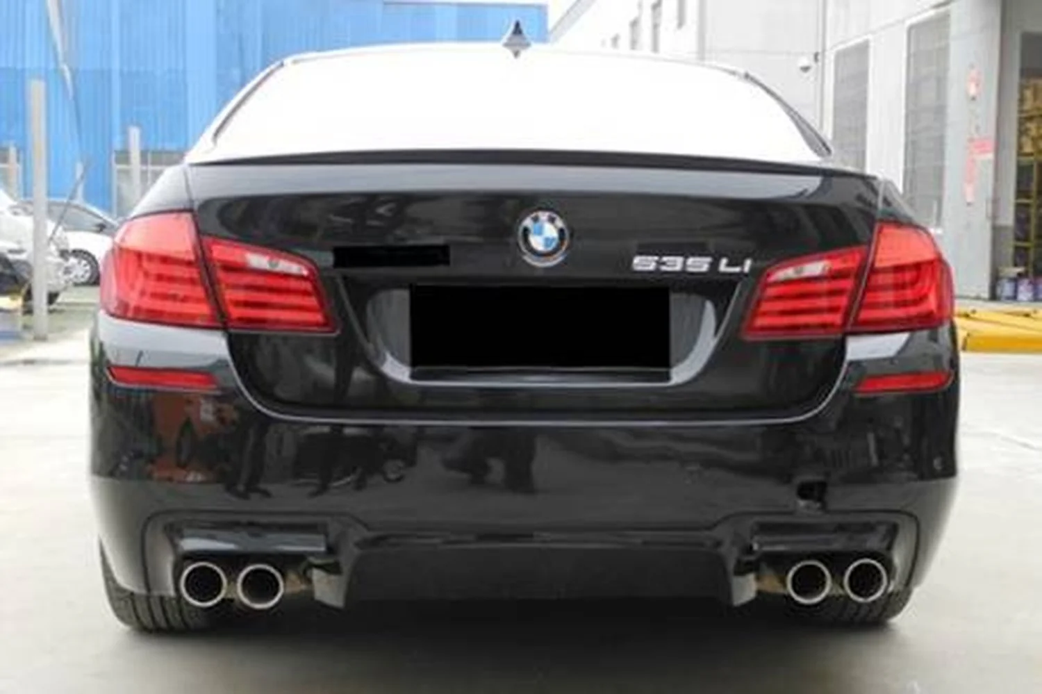 Paragolpes Trasero BMW F10 10-16 Look M5 Sensores - Image 4