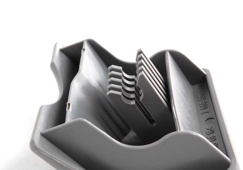Paramento Isofix OEM 52207009904 para BMW Serie 3 E46. Original BMW. - Image 4
