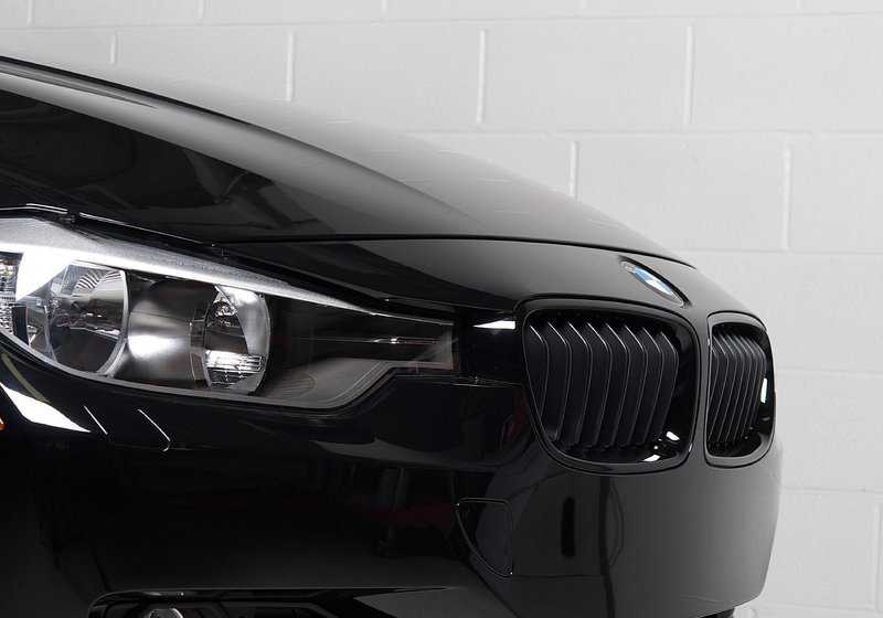 Parrilla decorativa M Performance derecha negro brillo OEM 51712240778 para BMW Serie 3 F30, F30 LCI, F31, F31 LCI. Original BMW. - Image 5