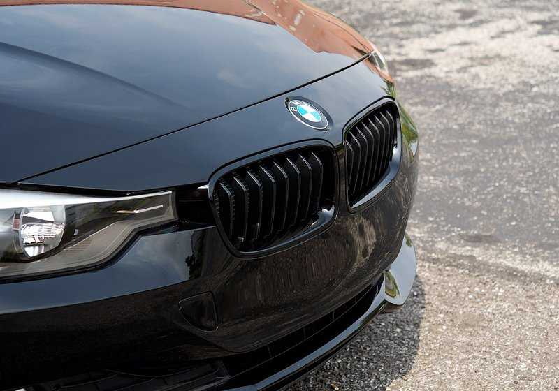 Parrilla decorativa M Performance derecha negro brillo OEM 51712240778 para BMW Serie 3 F30, F30 LCI, F31, F31 LCI. Original BMW. - Image 9