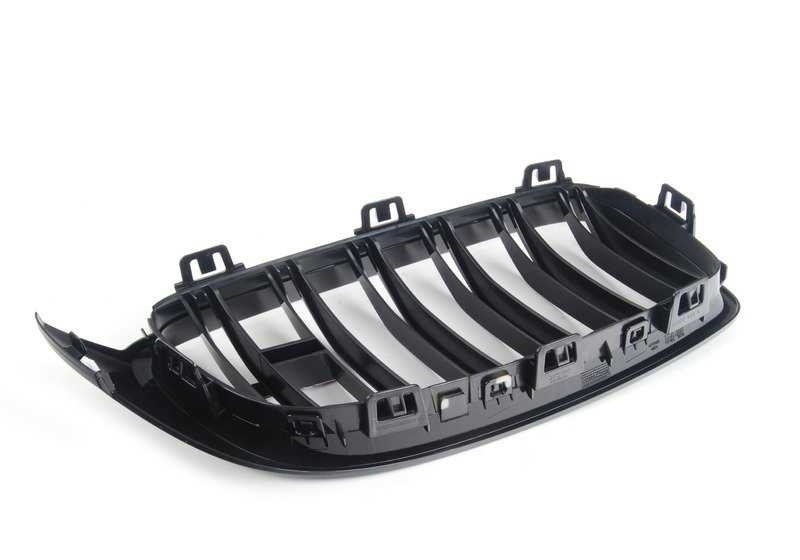 Parrilla decorativa M Performance izquierda OEM 51712352811 para BMW F82 M4, F83 M4, F82 M4 LCI, F83 M4 LCI. Original BMW. - Image 3