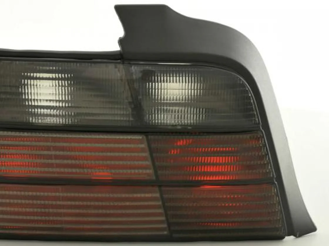 Pilotos traseros BMW Serie 3 Berlina E36 91-98 negro - Image 4