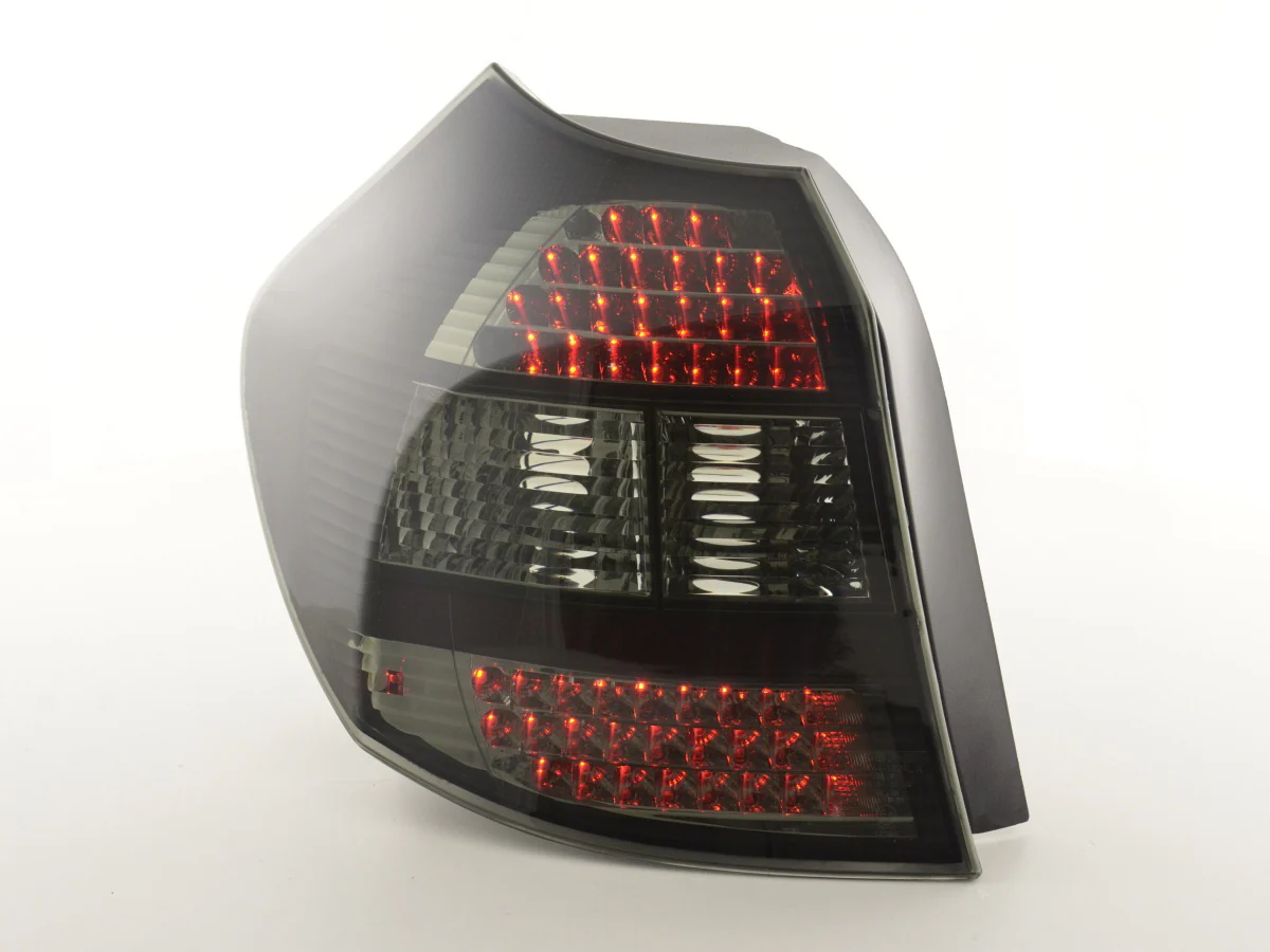 Pilotos traseros LED BMW Serie 1 E87 04-07 negros - Image 2