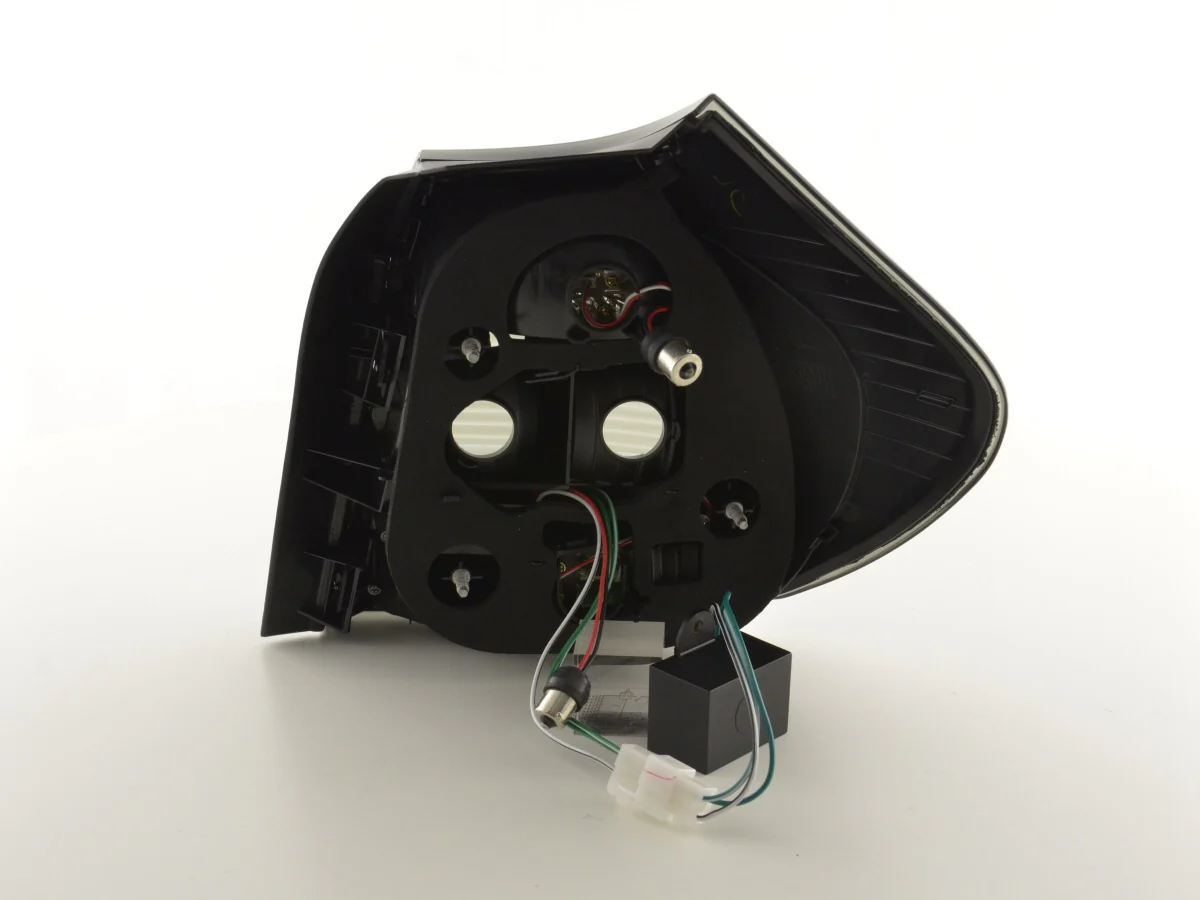 Pilotos traseros LED BMW Serie 1 E87 04-07 negros - Image 7