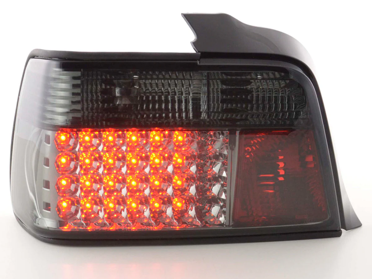 Pilotos traseros LED BMW Serie 3 Berlina E36 91-98 negro - Image 2